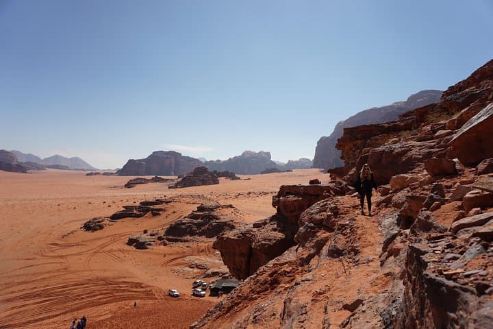 Wadi Rum Half-Day Jeep and Hiking Bedouin Tour: Sunset Dunes & Canyons photo 4