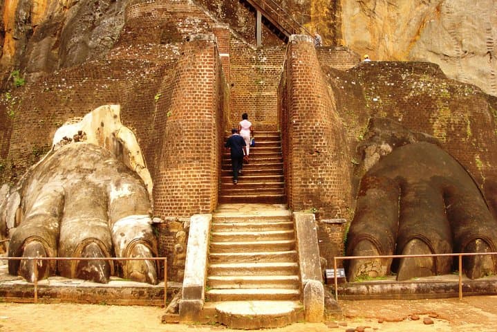 Sigiriya, Habarana & Minneriya: Private Day Tour from Colombo photo 4
