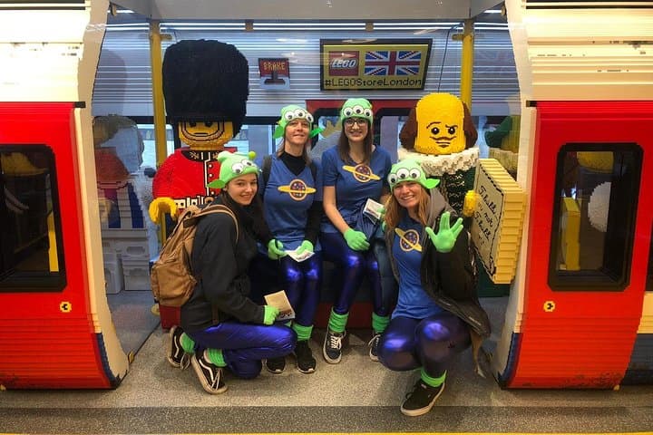 Private Bespoke Scavenger Hunts London — Custom Team-Building Races photo 2