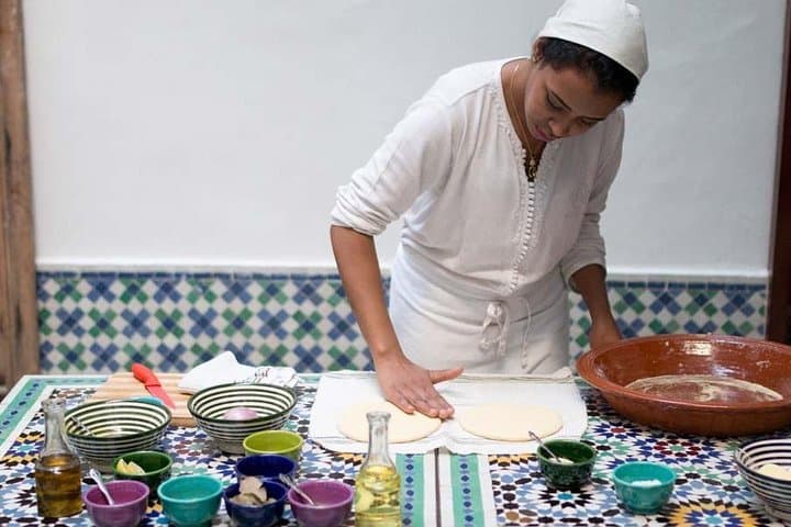 Market-to-Riad Moroccan Cooking Class in Marrakech: Private 2–4 Hour Workshop