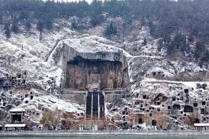 Longmen Grottoes Private Half-Day Walking Tour from Luoyang photo 2