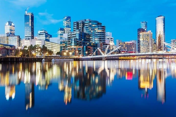 Classic 3-Hour Private Walking Tour of Melbourne CBD and Laneways photo 3