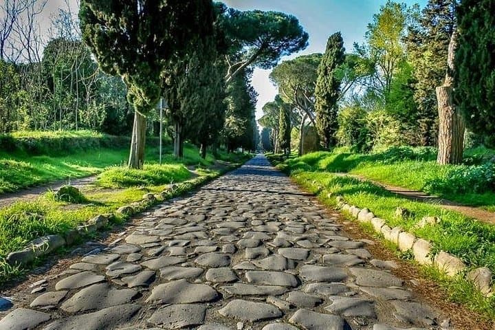 Private Rome Explorer: Chauffeur-Led Tour of Colosseum, Vatican & Hidden Gems photo 3