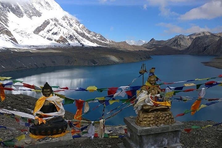 Tilicho Lake Trek: 15-Day Annapurna Circuit Trek from Kathmandu