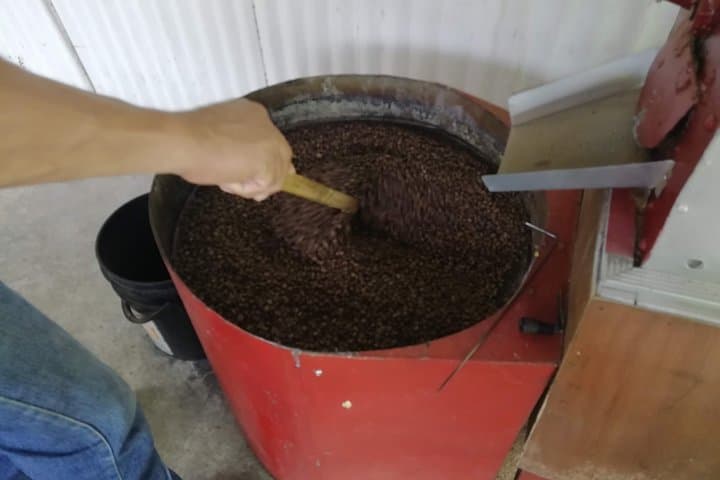 Minca La Victoria Coffee Tour: Waterfalls, Farm History & Sierra Nevada Views photo 5