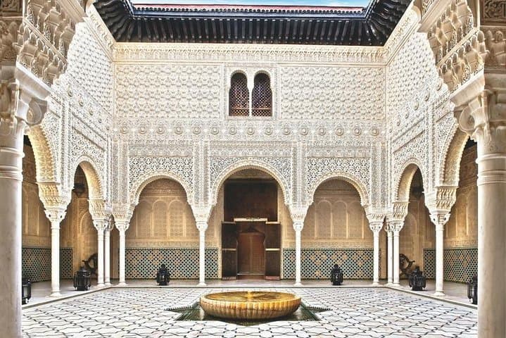 Marrakech Heritage Half‑Day Tour — Bahia Palace, Koutoubia & Mellah with a Local Guide photo 4