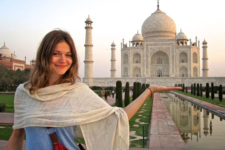 Jaipur to Agra Day Tour: Taj Mahal, Agra Fort & Fatehpur Sikri in One Day