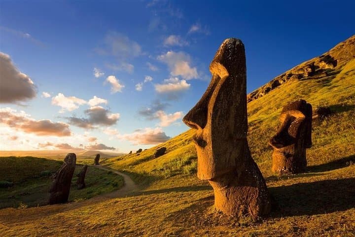 4-Day Easter Island Adventure: Moai, Craters & Rapa Nui Culture photo 3