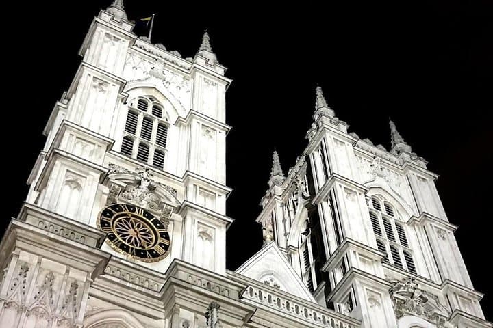 London City Lights: Private Night Tour of Westminster, West End & Thames photo 6