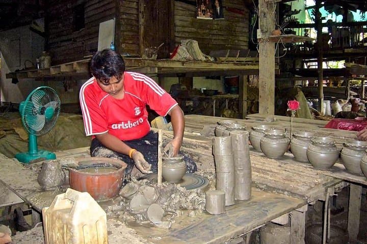 Koh Kret Island Cycling Tour: Explore Mon Pottery, Temples & Riverside Lunch from Bangkok photo 3