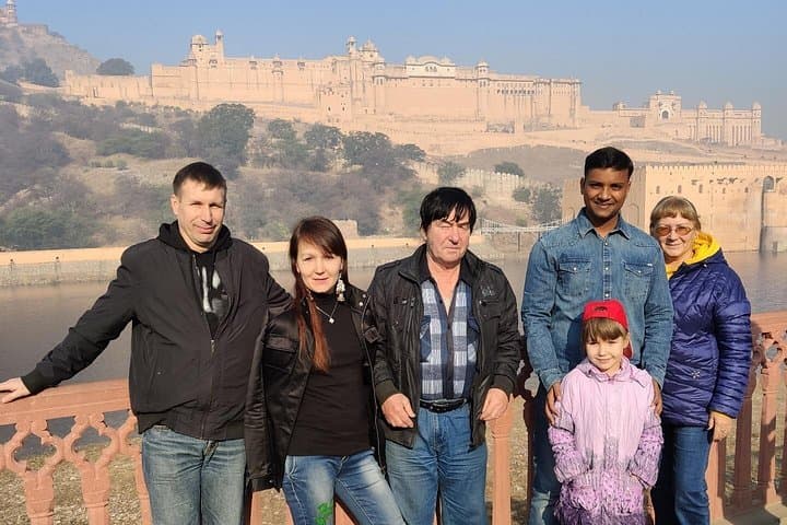 Private Day Trip from Delhi to Jaipur: Amber Fort, Hawa Mahal & Jal Mahal