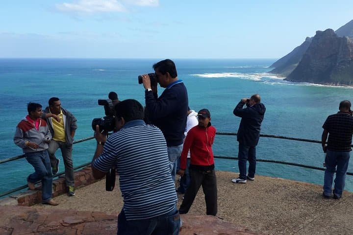 Cape Town Private Tour — Table Mountain Cable Car, Company Gardens & Signal Hill photo 4