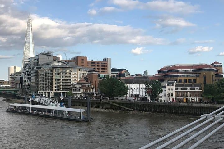 Explore William Shakespeare's London: Full-Day Walking Tour of Globe, Blackfriars & Southwark photo 4