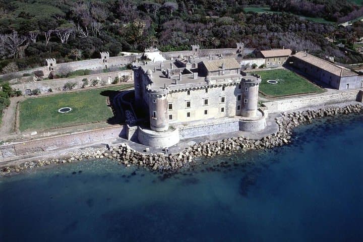 Private Full-Day Yacht Cruise from Rome Along the Tyrrhenian Coast photo 3