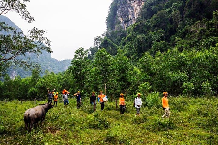 Cha Loi Cave: 2-Day Cave Camping & Bru-Van Kieu Cultural Experience in Quang Binh photo 2
