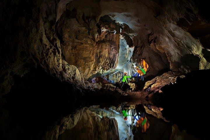 Cha Loi Cave: 2-Day Cave Camping & Bru-Van Kieu Cultural Experience in Quang Binh photo 3
