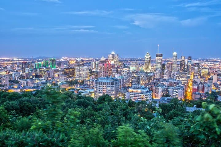 Montreal Night Tour: Old Montreal, Mount Royal & La Grande Roue Experience