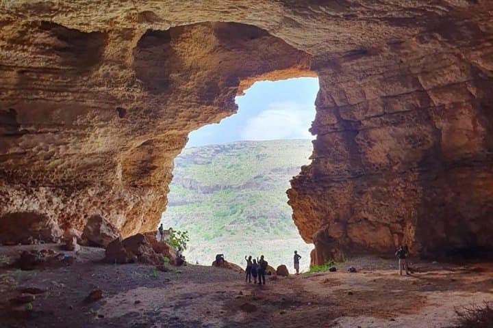 Full-Day Hiking to Teeq Cave on Jabal Samhan — Salalah Private Guided Tour photo 4