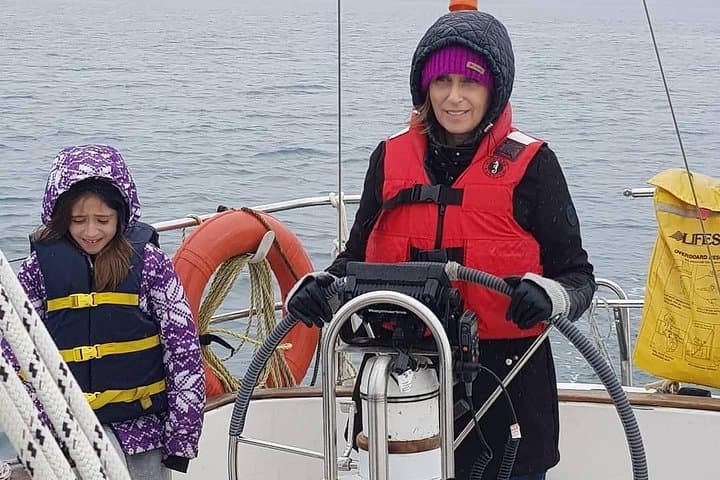 4-Hour Sailing Adventure on the Strait of Juan de Fuca — Victoria Wildlife Cruise photo 4
