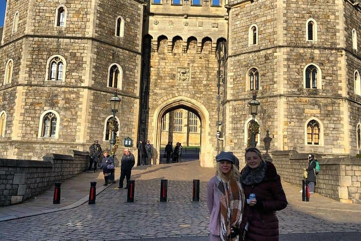Private Day Tour to Windsor Castle and Oxford from London photo 2