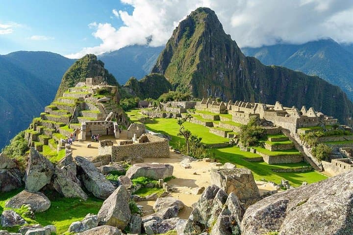 Beautiful Inca Empire: 7-Day Private Tour to Machu Picchu & Sacred Valley photo 1
