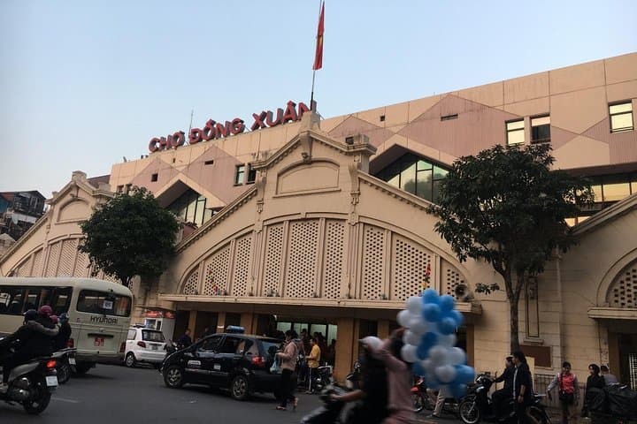 Vietnam Essentials 10-Day Tour — Hanoi to Mekong Delta Highlights photo 4