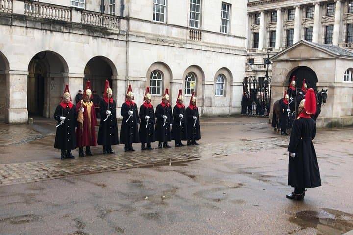 Private Half-Day London Tour: Horse Guards Parade to Westminster Highlights photo 1