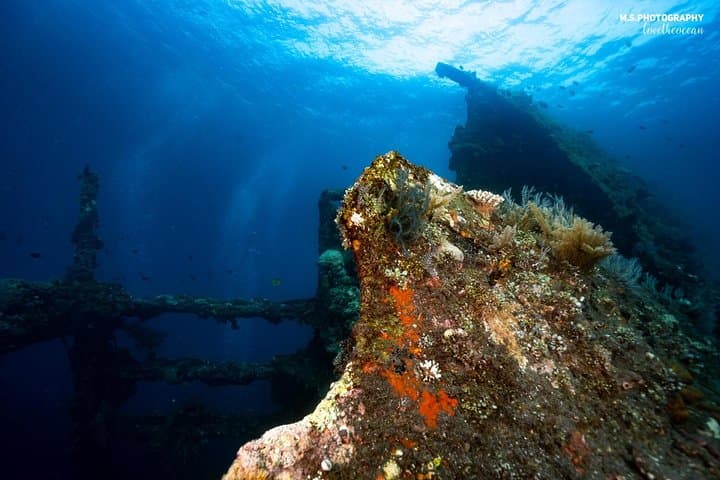 PADI Advanced Open Water Course in Tulamben: Deep Dives & Underwater Navigation photo 4