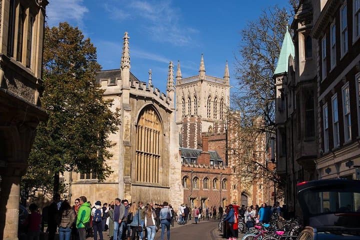 Oxford and Cambridge Private Day Tour from London — Full-Day University Highlights photo 4