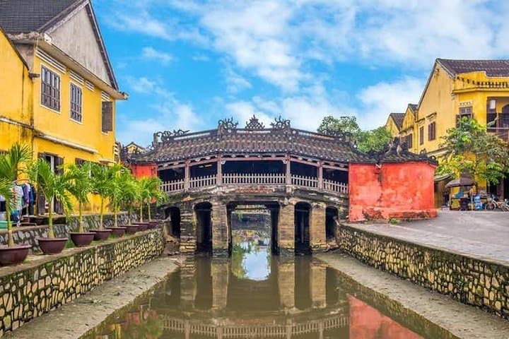 authentic-vietnam-15-day-cultural-and-nature-odyssey photo 4