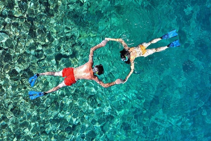 Capo Marrargiu Snorkeling Excursion from Bosa: Sea Caves, Volcanic Cliffs & Griffon Vultures photo 5