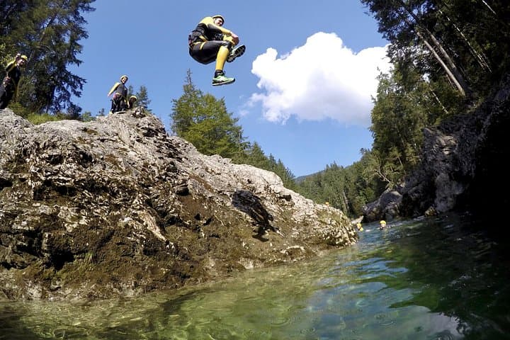 Beginner Canyoning Tour at Sylvenstein Reservoir — Lenggries Gorge Adventure photo 3