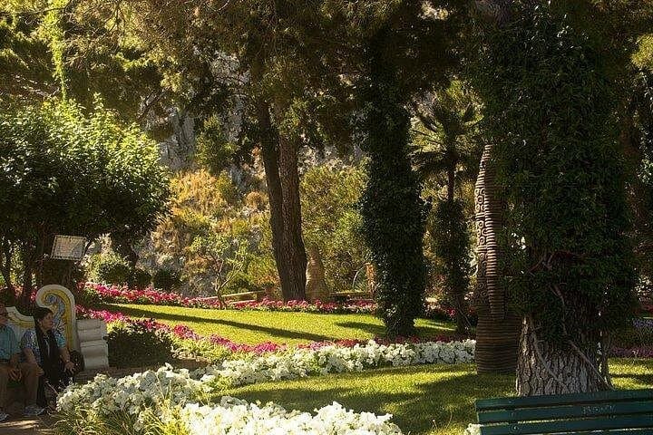 Capri and Anacapri Day Trip from Naples: Guided Island Tour, Gardens & Boat Sights photo 4
