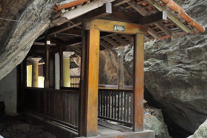 Three Hidden Temples of Gampaha: Private Full-Day Tour from Colombo or Negombo photo 3