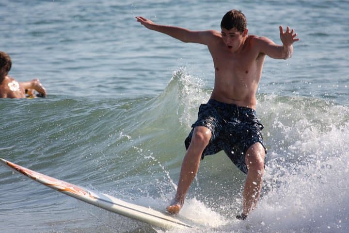 Learn to Surf in Kitty Hawk: Outer Banks Beginner Surf Lessons
