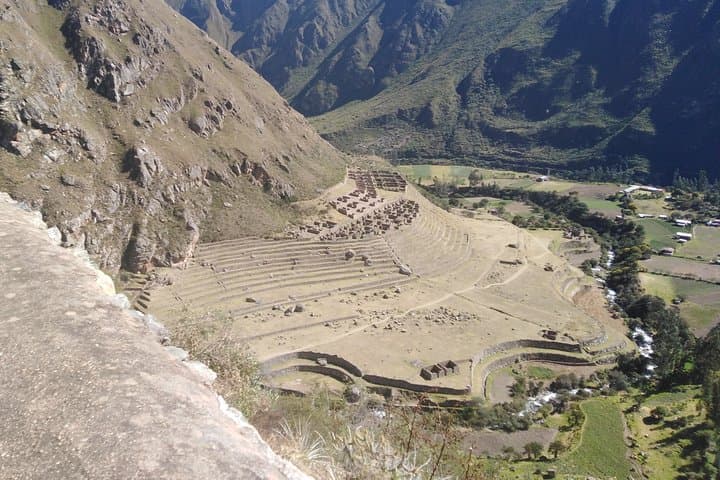 Classic Inca Trail to Machu Picchu: 4-Day Trek Guide photo 2