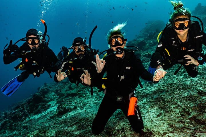 SSI Open Water Course in Tulamben: Learn to Dive at the USAT Liberty photo 4