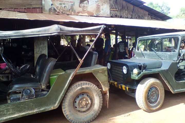 Half-Day Jeep Tour to Banteay Ampil and Rural Siem Reap Countryside photo 3