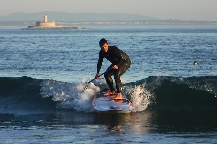 Learn Stand-Up Paddle on Costa da Caparica: 4-Hour Waves Class Near Lisbon