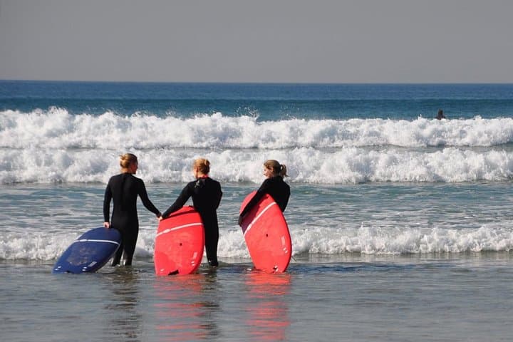 Learn to Surf in Costa da Caparica — Private 2-Hour Individual Surf Class