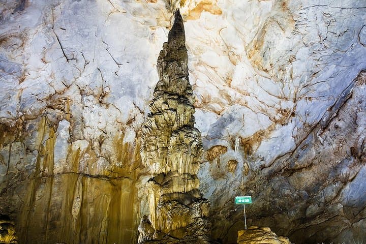 Paradise Cave and Dark Cave Zipline: Full-Day Dong Hoi Adventure photo 6