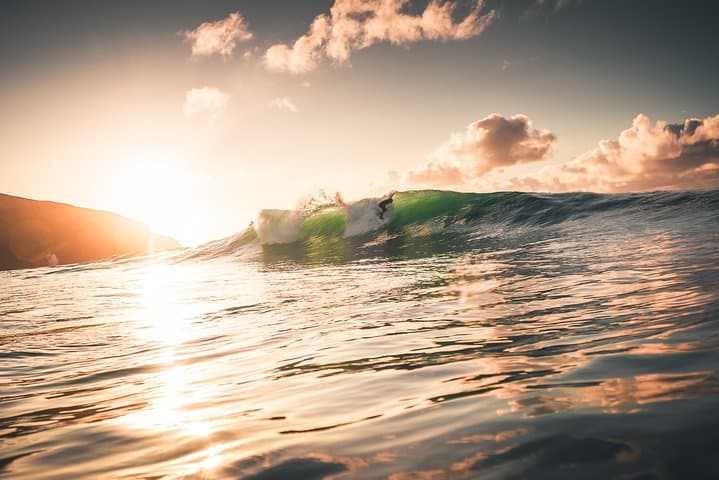 Basque Surf Safari: Private Day Trip from San Sebastián to Hossegor and Mundaka