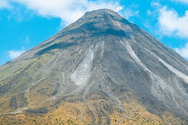 Guided Hike to Arenal Volcano: La Fortuna's Forest Trails & Panoramic Vistas photo 4
