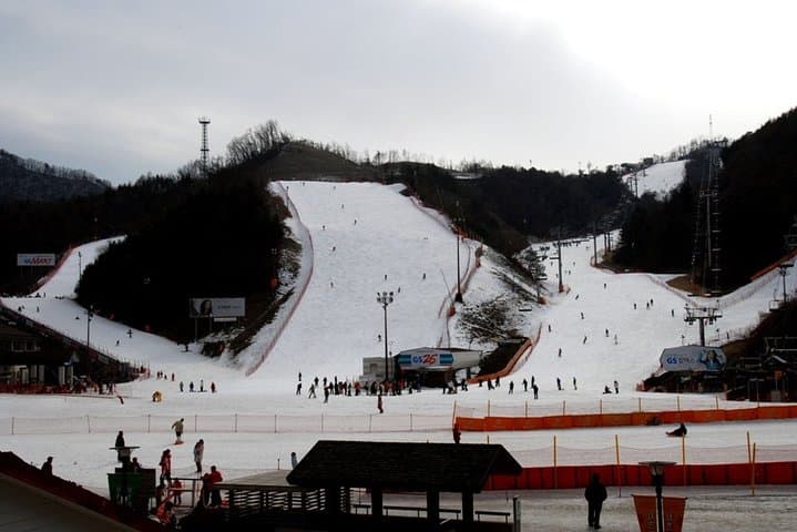 Day Ski Trip to Elysian Gangchon from Seoul — Easy Winter Escape photo 5