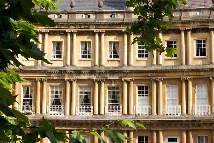 Bath Highlights: Guided Walking Tour of the Abbey, Royal Crescent & Georgian Squares photo 2