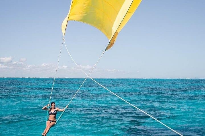 Isla Mujeres Catamaran Snorkel Tour from Cancún — Beach Club & Open Bar photo 2