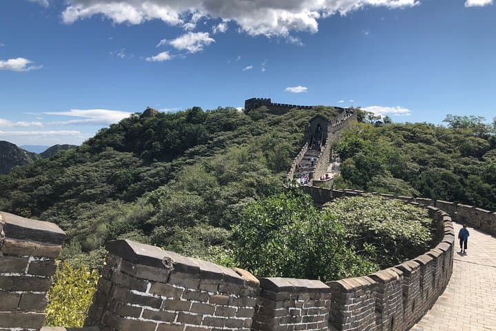Mutianyu Great Wall & Beihai Park: Full-Day Private Private Tour from Beijing photo 5