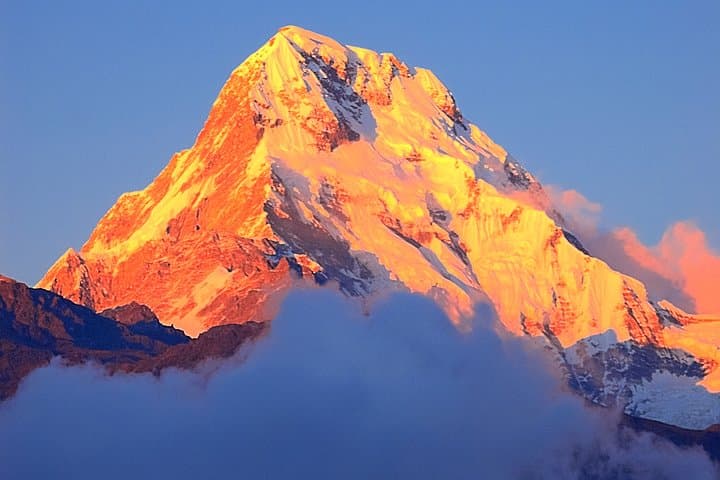 Sunrise on Poon Hill: Annapurna Ghorepani Trek Guide