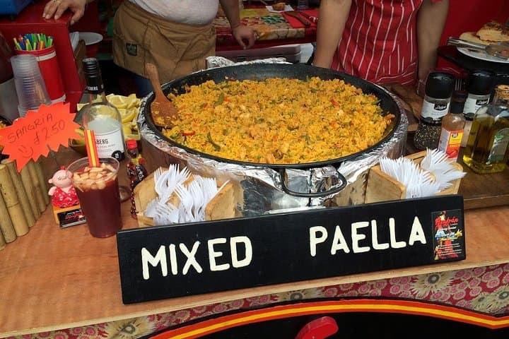 London Cosmopolitan Cuisine: A Guided Foodlover's Walking Tour