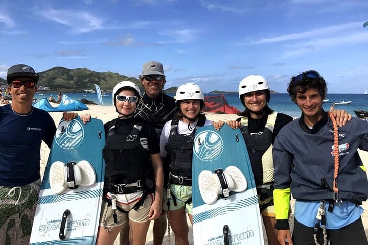 Private Kitesurfing Lesson in Sint Maarten — Learn to Ride with a Personal Coach photo 3